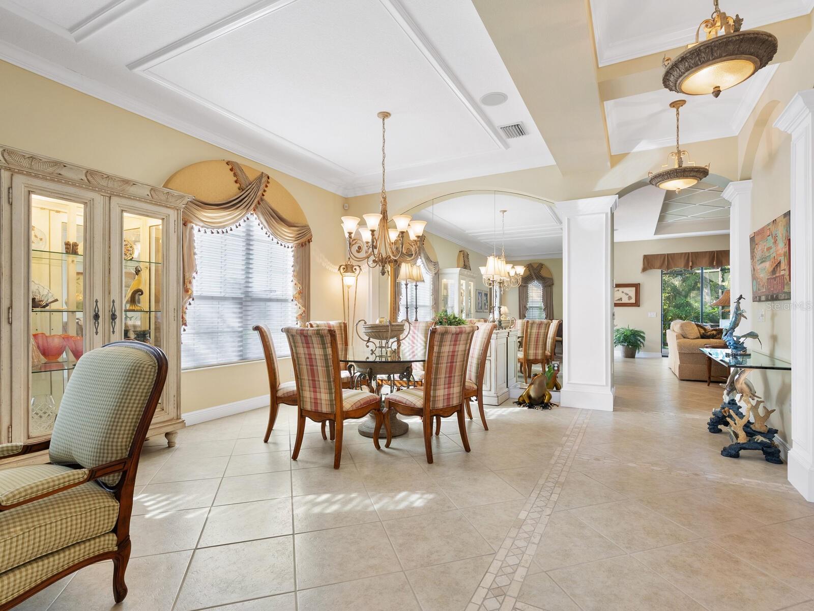 LAKEWOOD RANCH COUNTRY CLUB - Residential