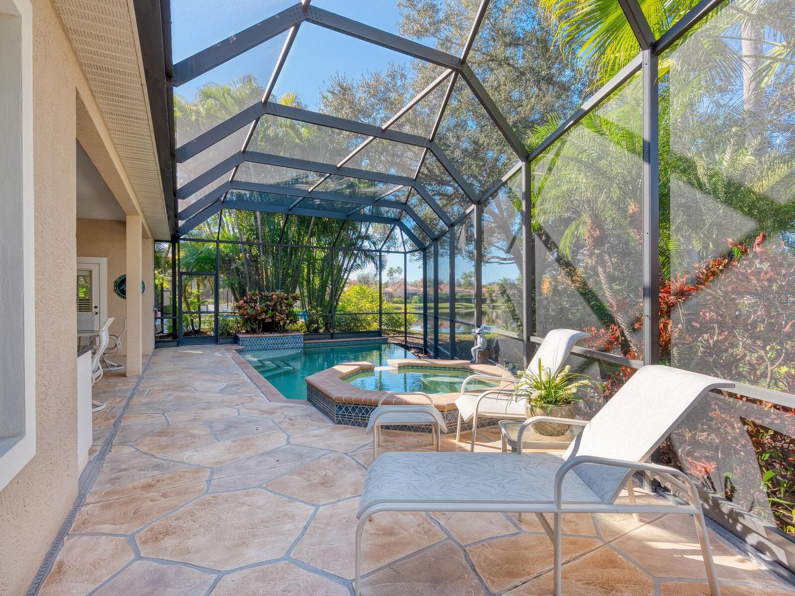 LAKEWOOD RANCH COUNTRY CLUB - Residential