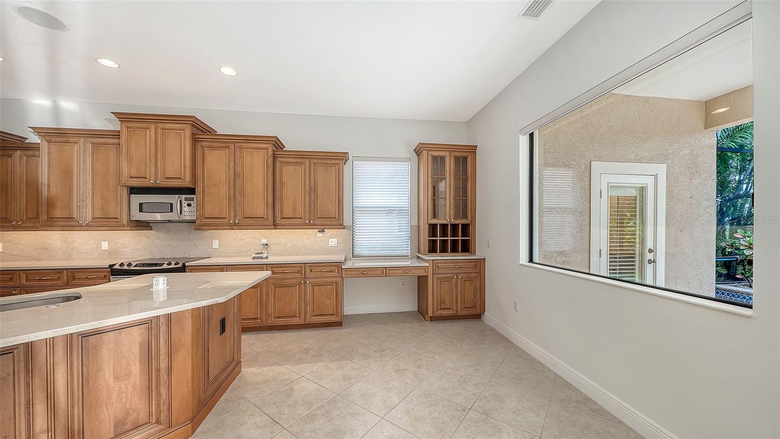 LAKEWOOD RANCH COUNTRY CLUB - Residential
