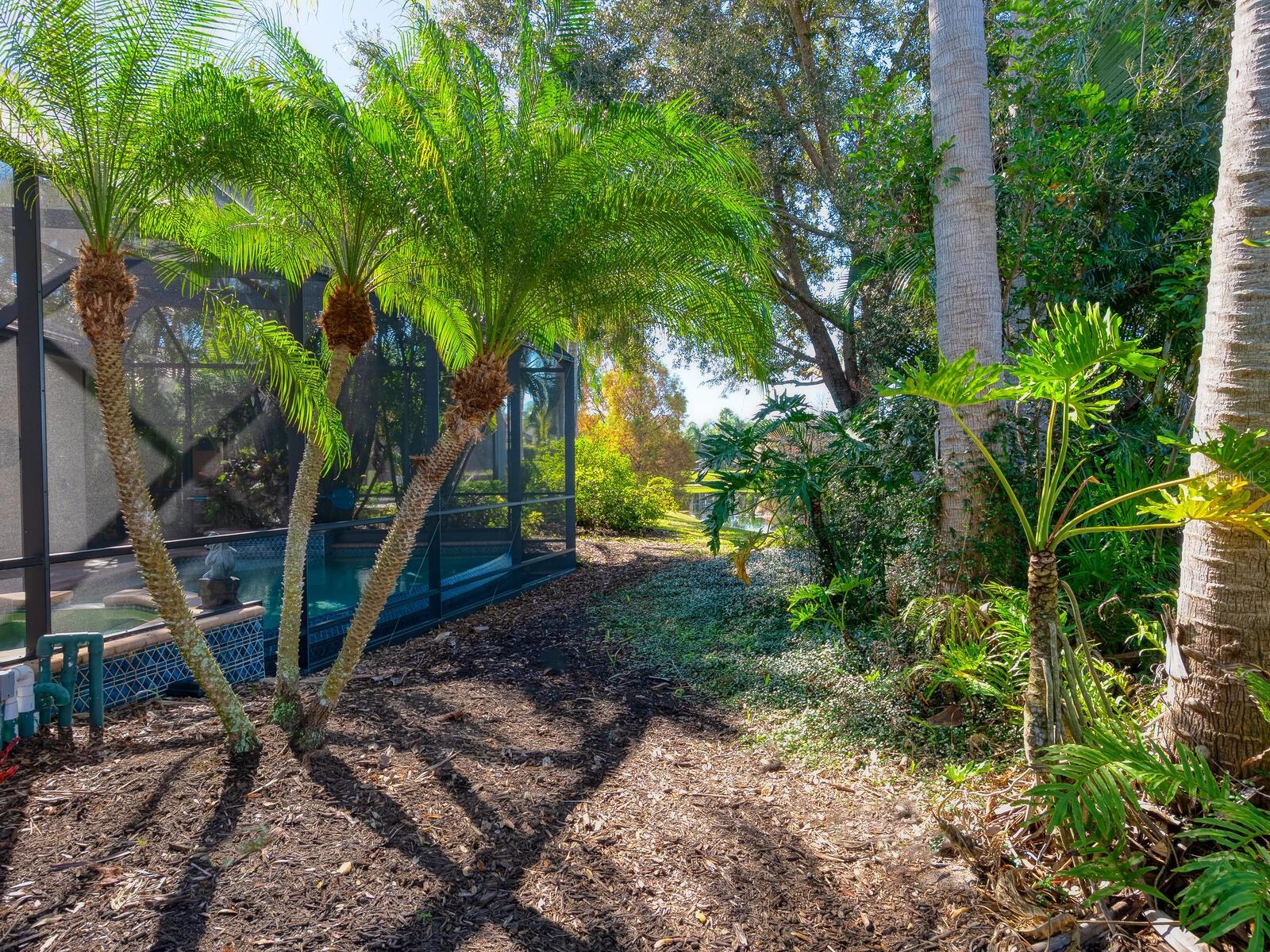 LAKEWOOD RANCH COUNTRY CLUB - Residential