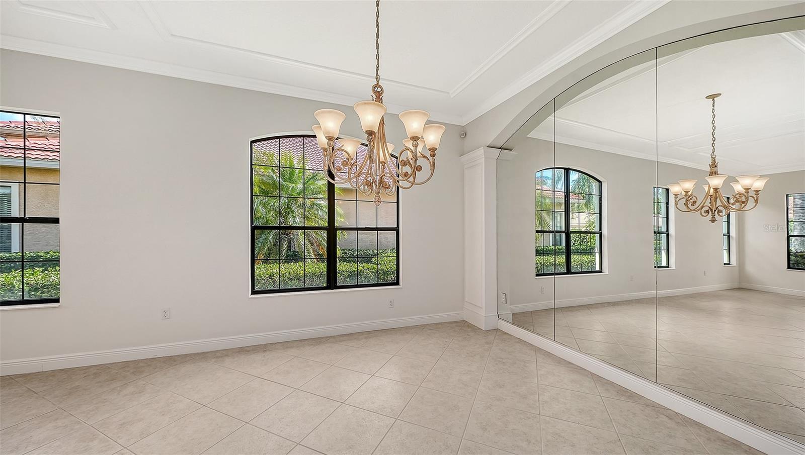LAKEWOOD RANCH COUNTRY CLUB - Residential