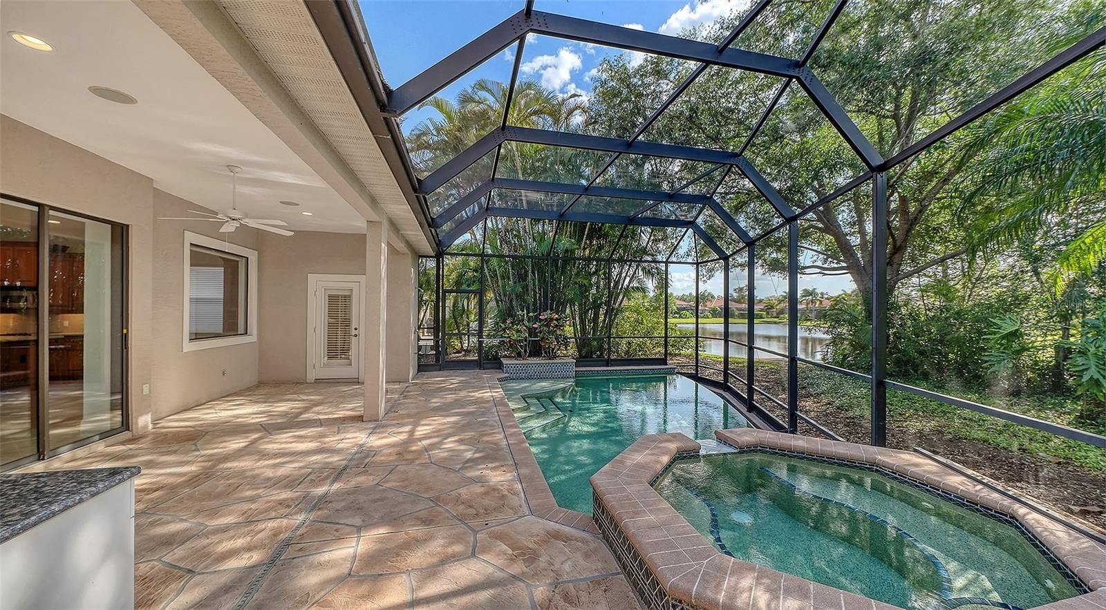 LAKEWOOD RANCH COUNTRY CLUB - Residential