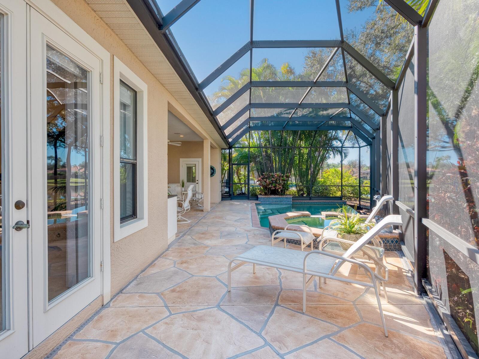 LAKEWOOD RANCH COUNTRY CLUB - Residential