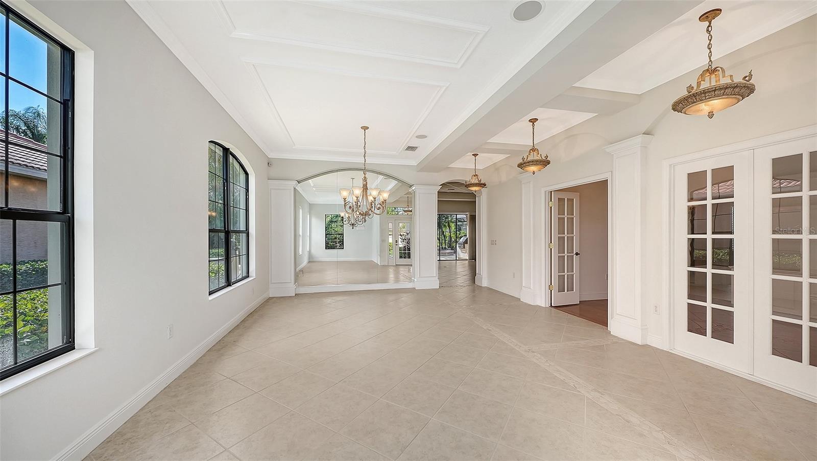 LAKEWOOD RANCH COUNTRY CLUB - Residential