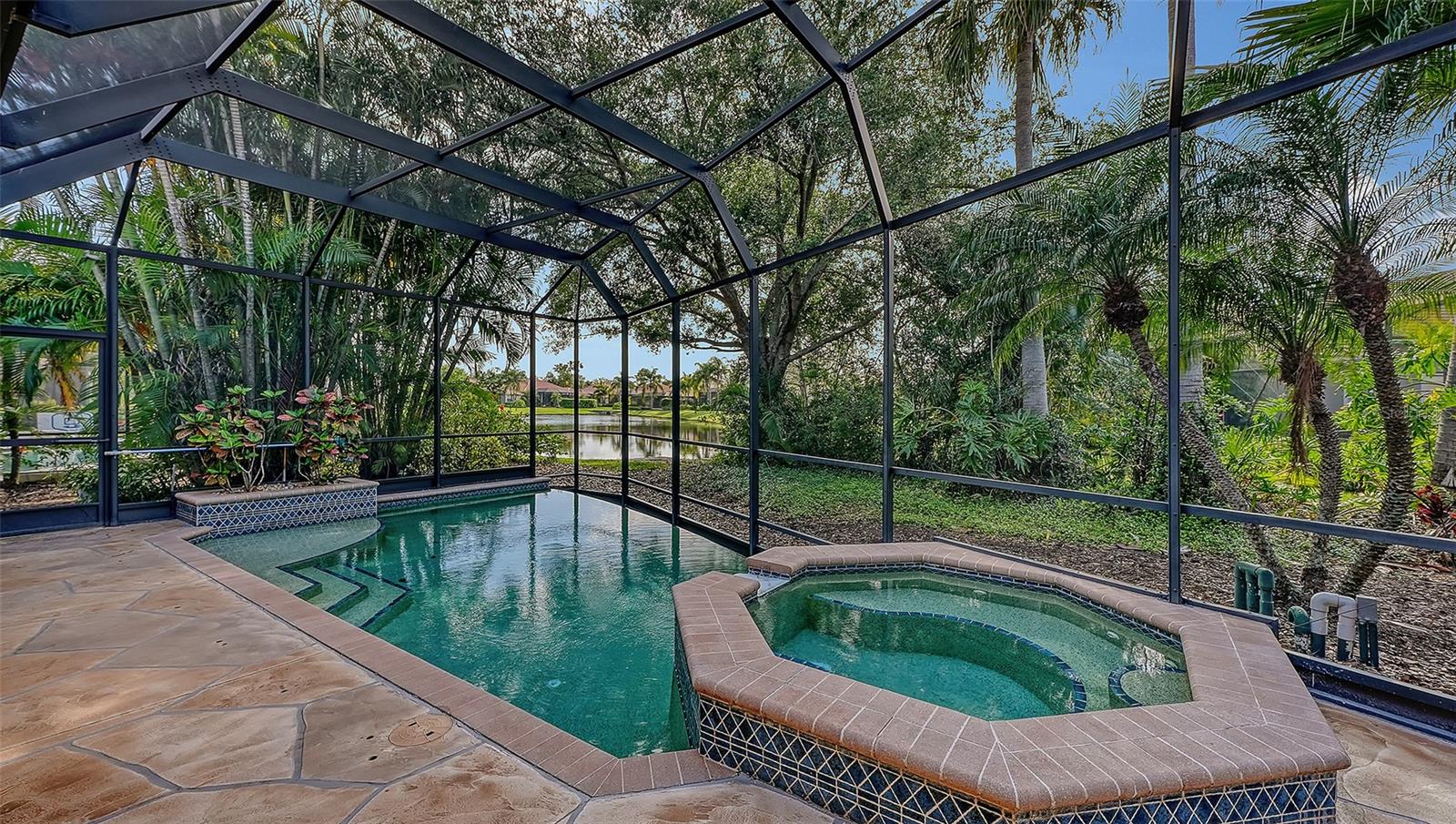 LAKEWOOD RANCH COUNTRY CLUB - Residential