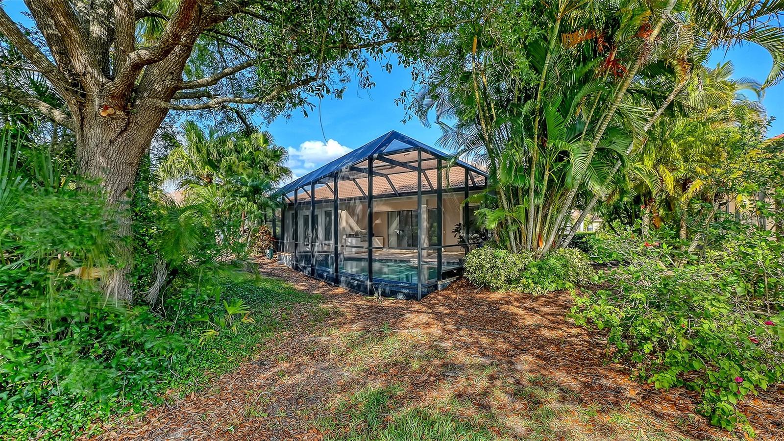 LAKEWOOD RANCH COUNTRY CLUB - Residential
