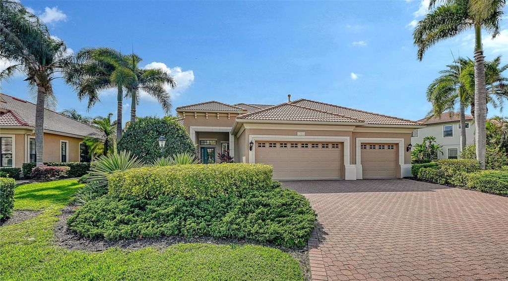 Photo of 13911 Siena Loop, Lakewood Ranch, FL 34202 (MLS # A4678185)
