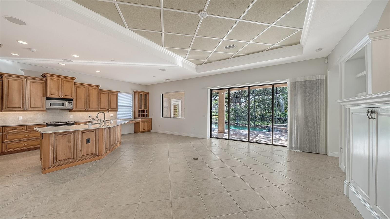LAKEWOOD RANCH COUNTRY CLUB - Residential