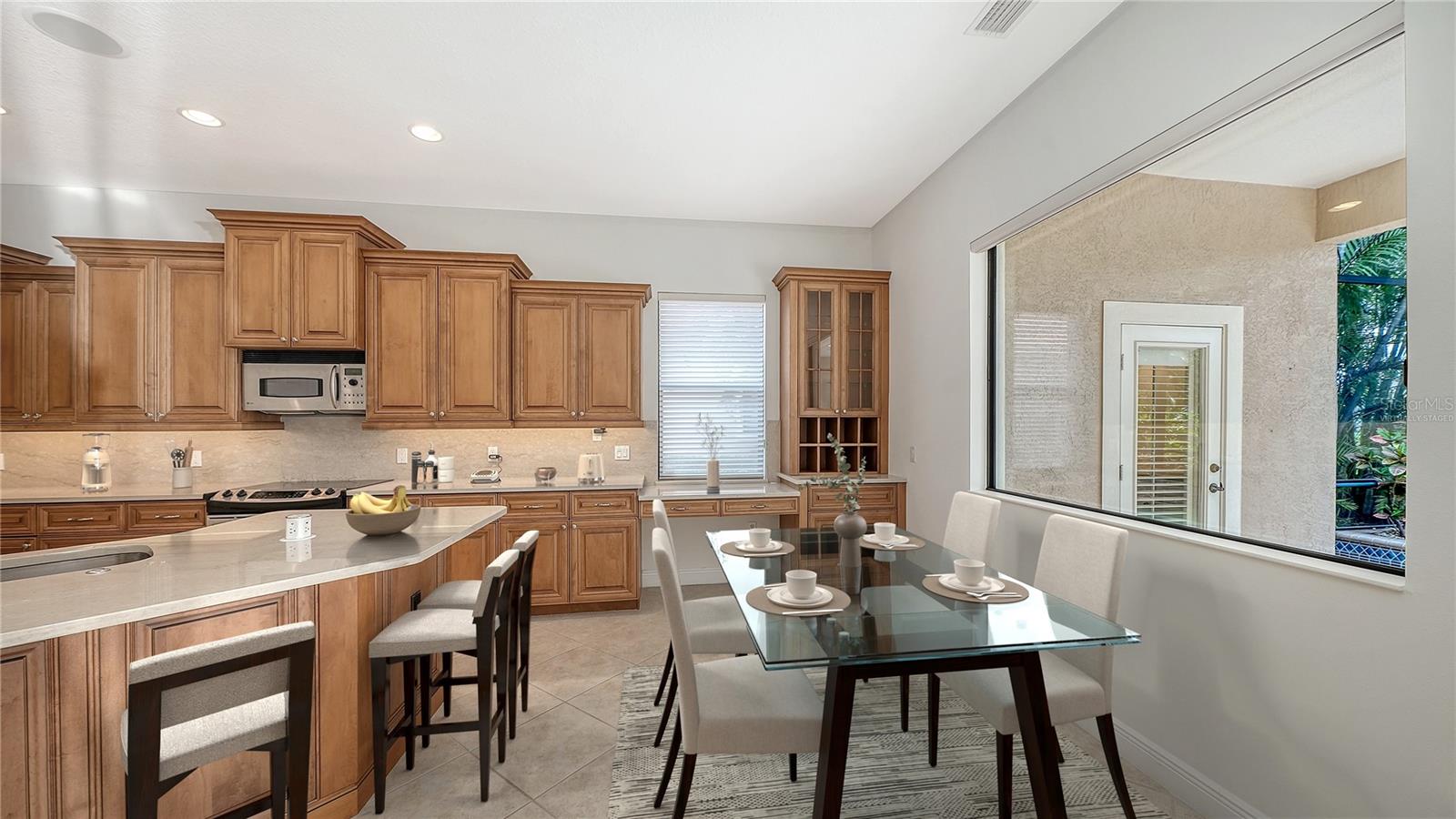 LAKEWOOD RANCH COUNTRY CLUB - Residential