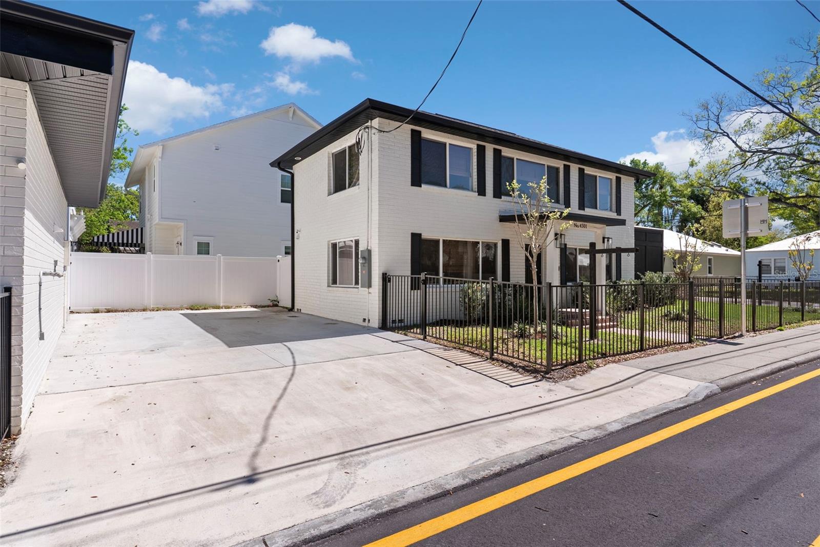 MEADOWBROOK - Residential