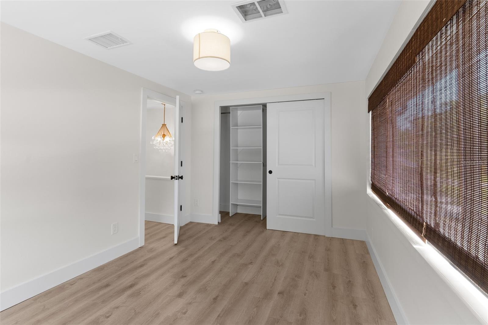 MEADOWBROOK - Residential