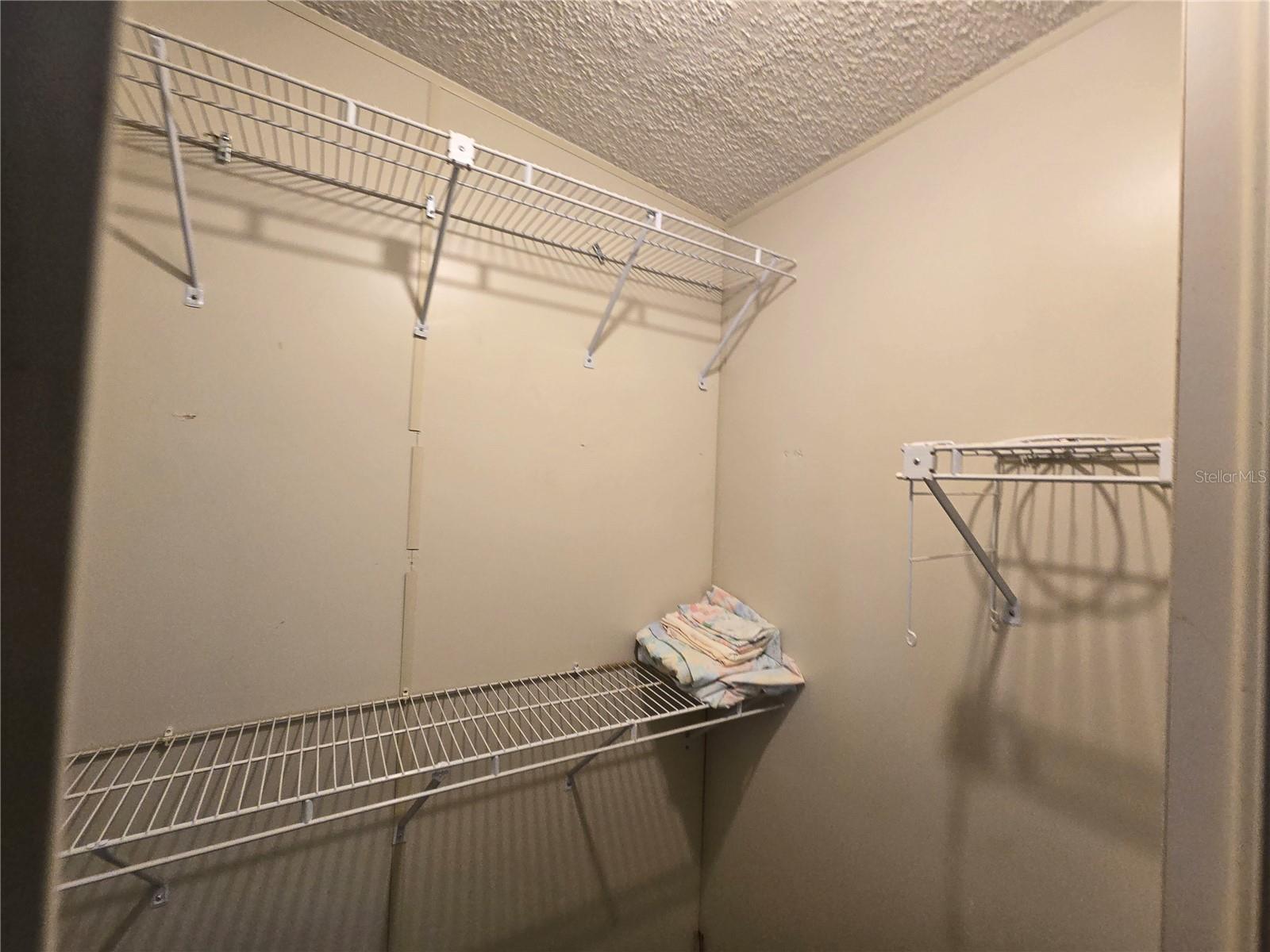 SWEETWATER GOLF & TENNIS CLUB - Residential