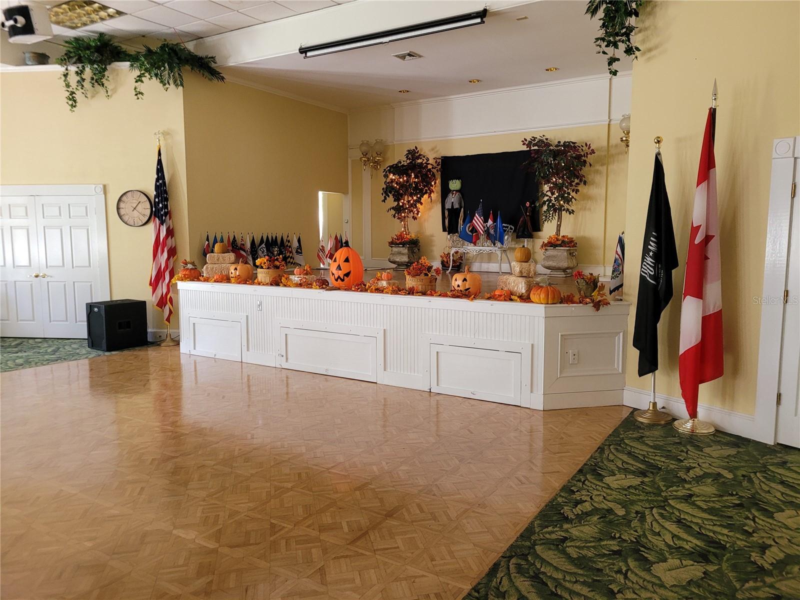 SWEETWATER GOLF & TENNIS CLUB - Residential