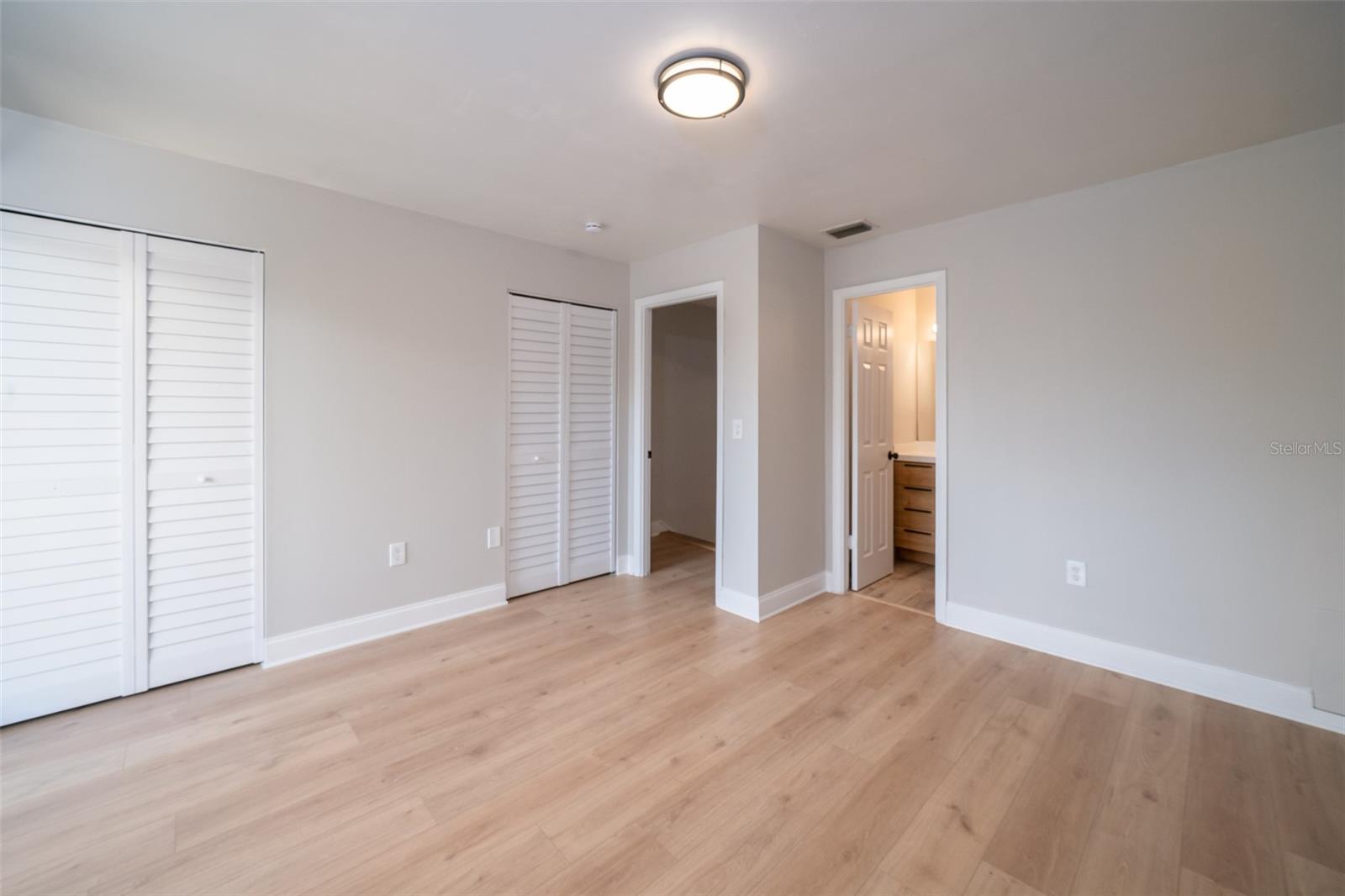 RAMBLEWOOD ACRES - Residential