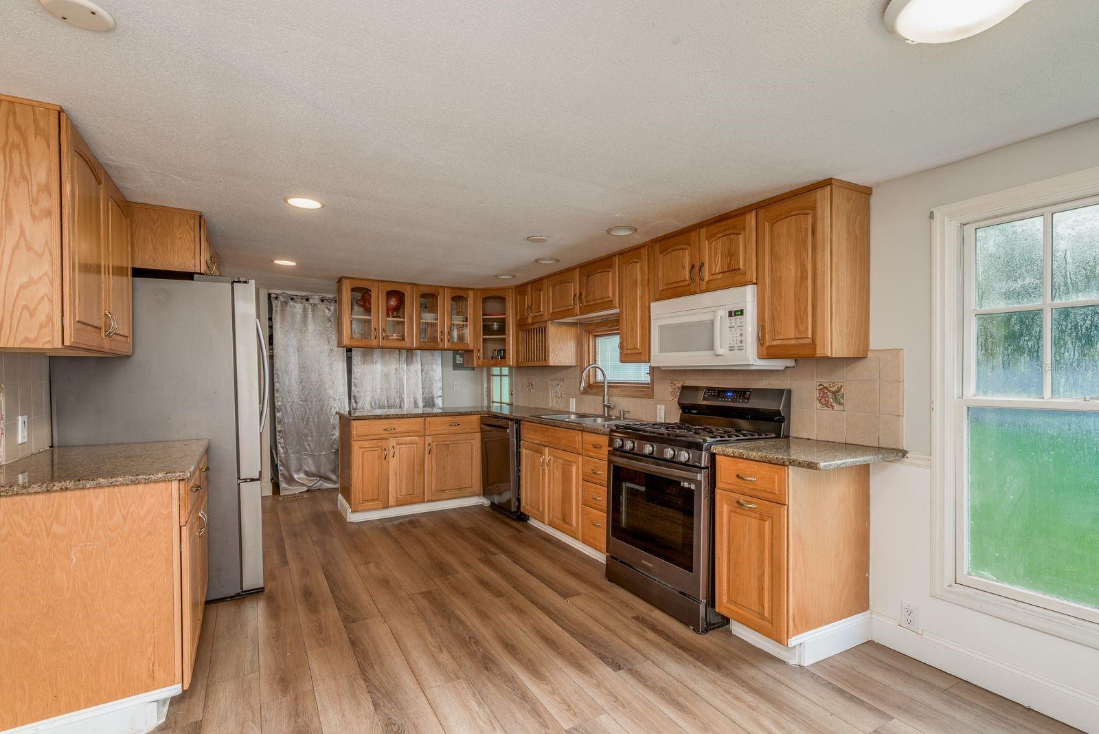 ANGUS VALLEY - Residential