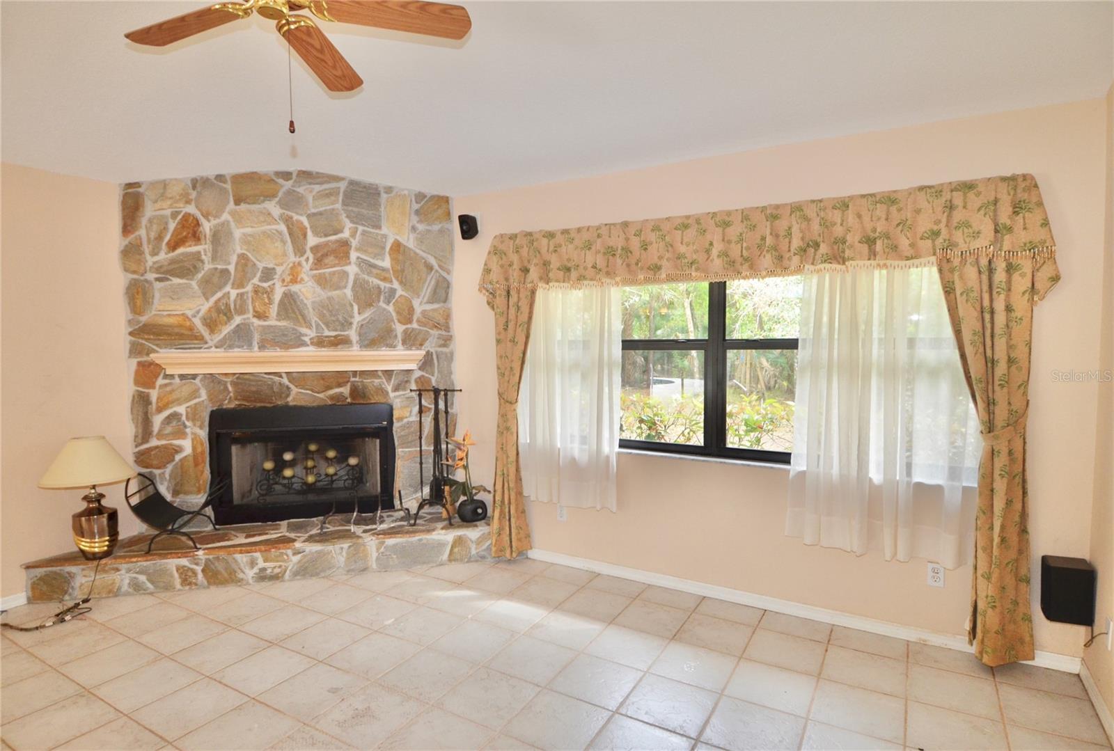 NORTH PORT CHARLOTTE ESTATES - Residential