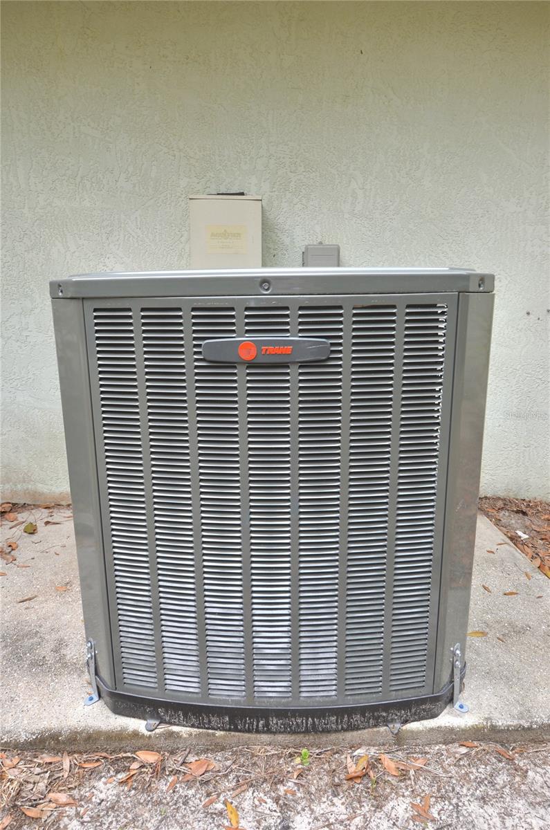 NORTH PORT CHARLOTTE ESTATES - Residential