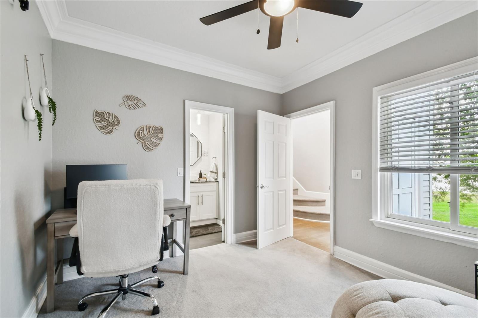 TIFFANY OAKS LAKESIDE CONDO - Residential