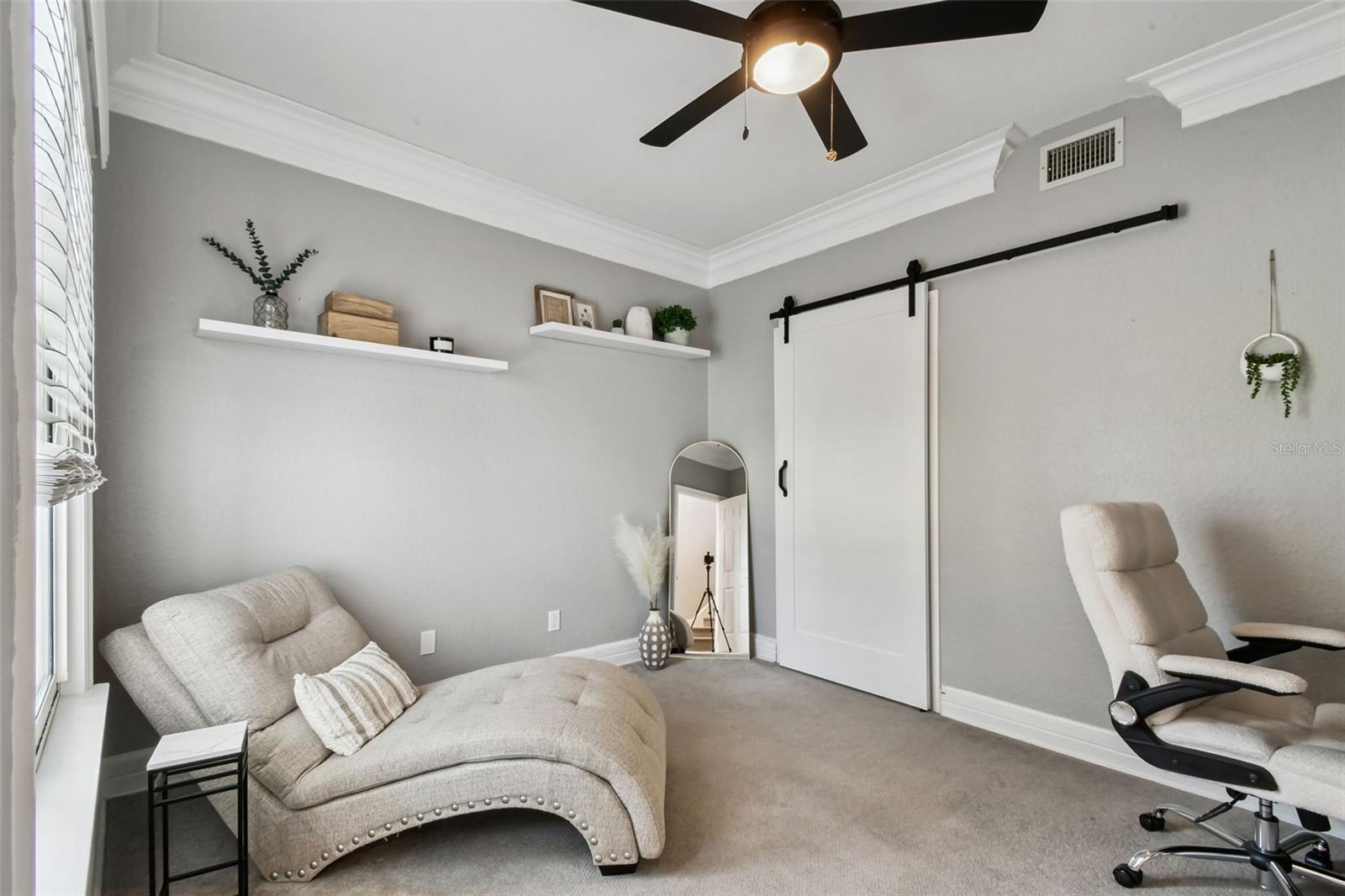 TIFFANY OAKS LAKESIDE CONDO - Residential