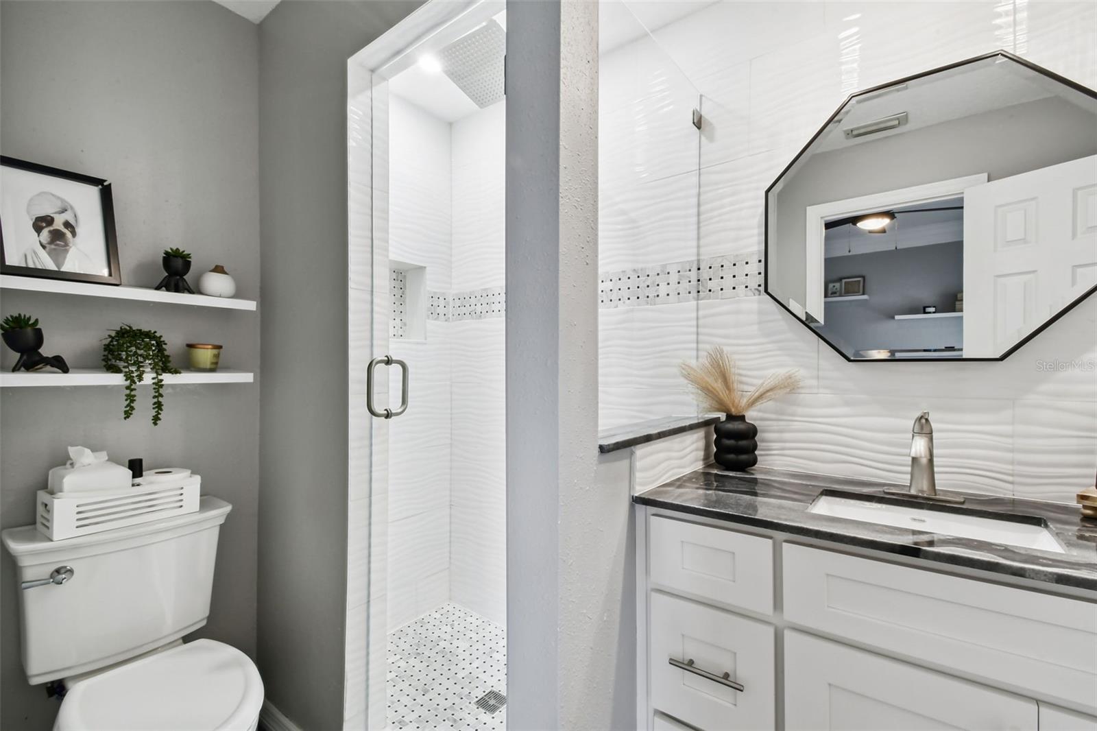 TIFFANY OAKS LAKESIDE CONDO - Residential
