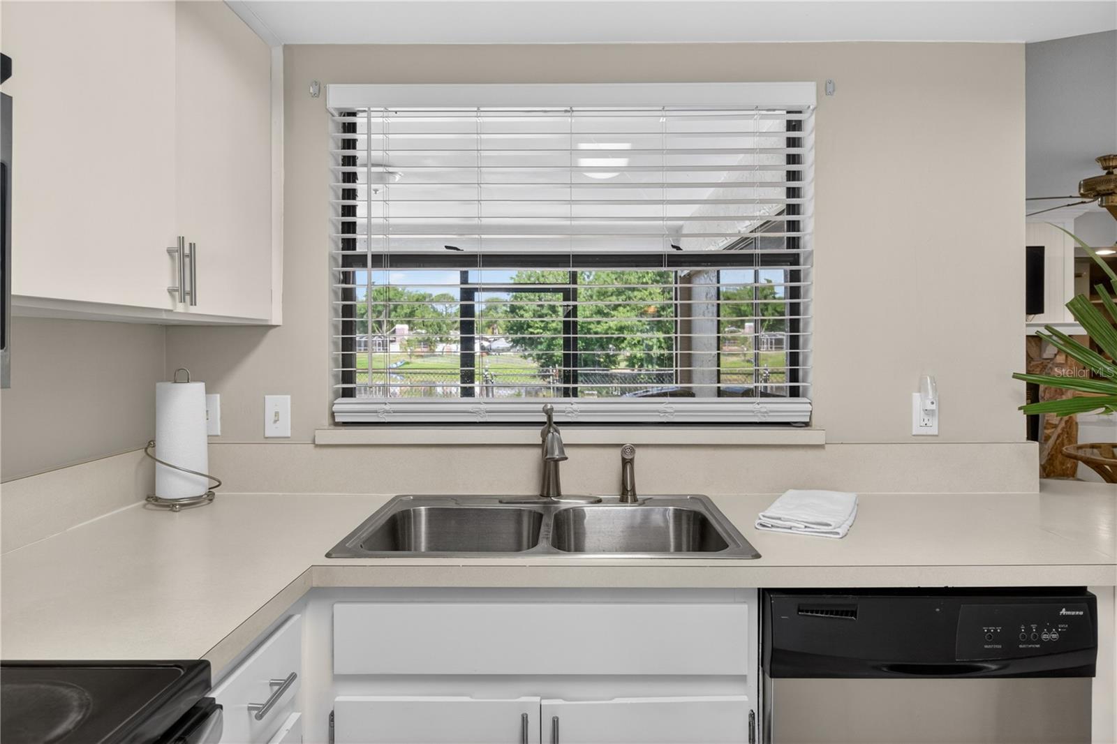 LAKE PADGETT ESTATES EAST - Residential