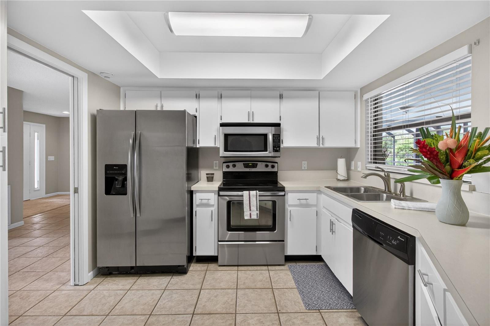 LAKE PADGETT ESTATES EAST - Residential