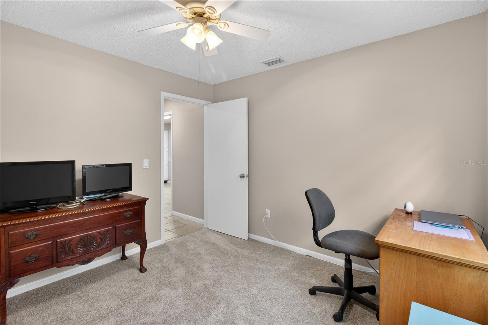 LAKE PADGETT ESTATES EAST - Residential