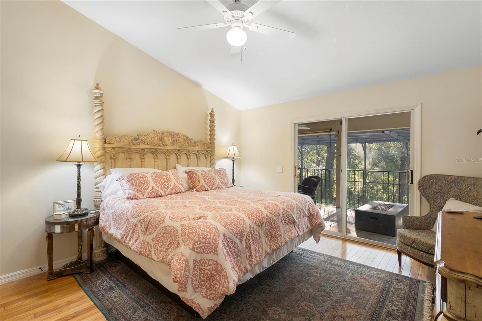 CASCADES UNIT 01 - Residential