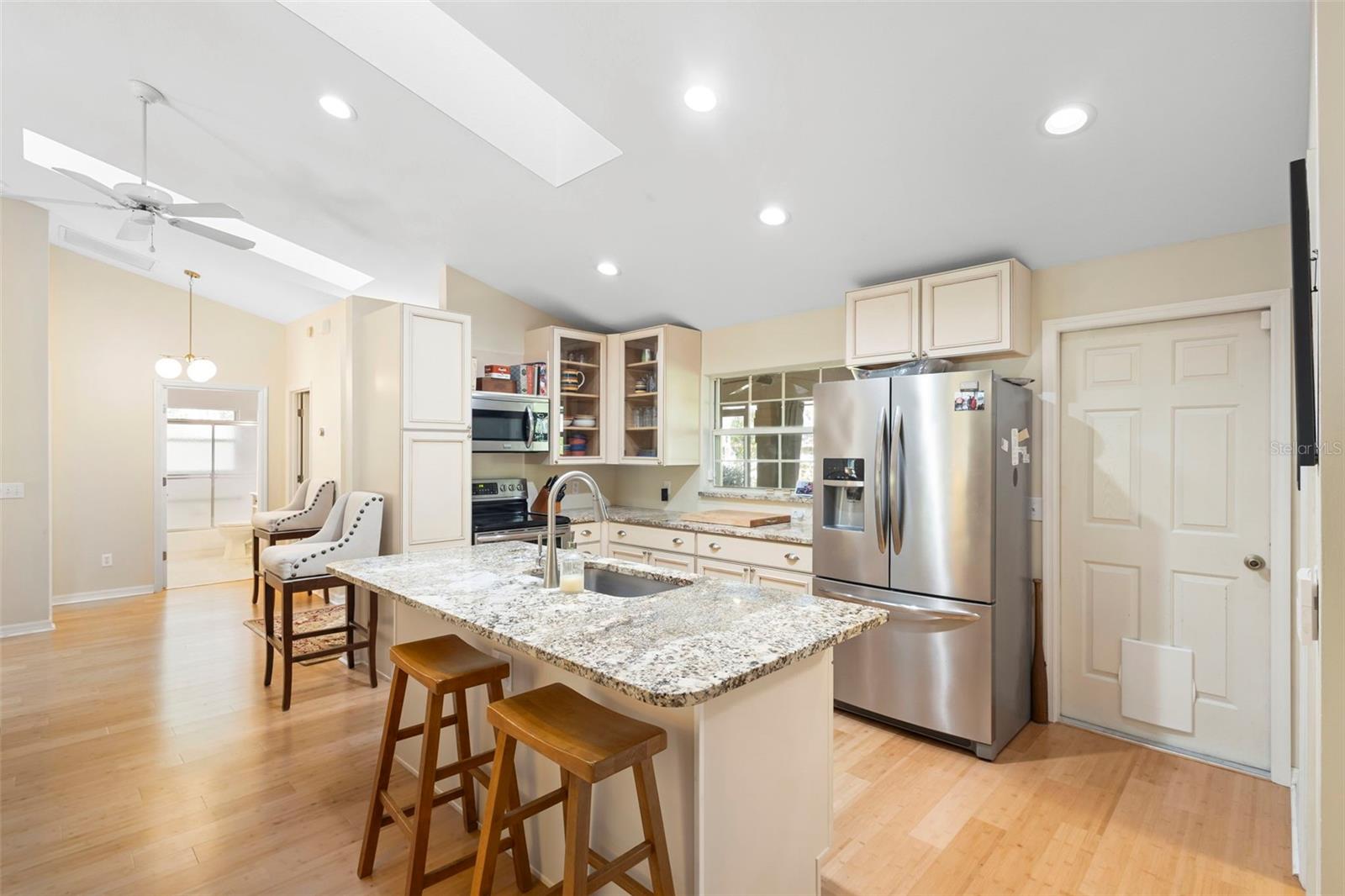 CASCADES UNIT 01 - Residential