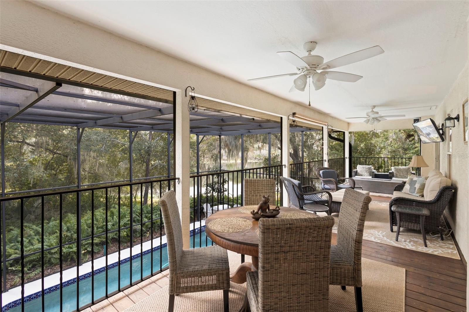 CASCADES UNIT 01 - Residential