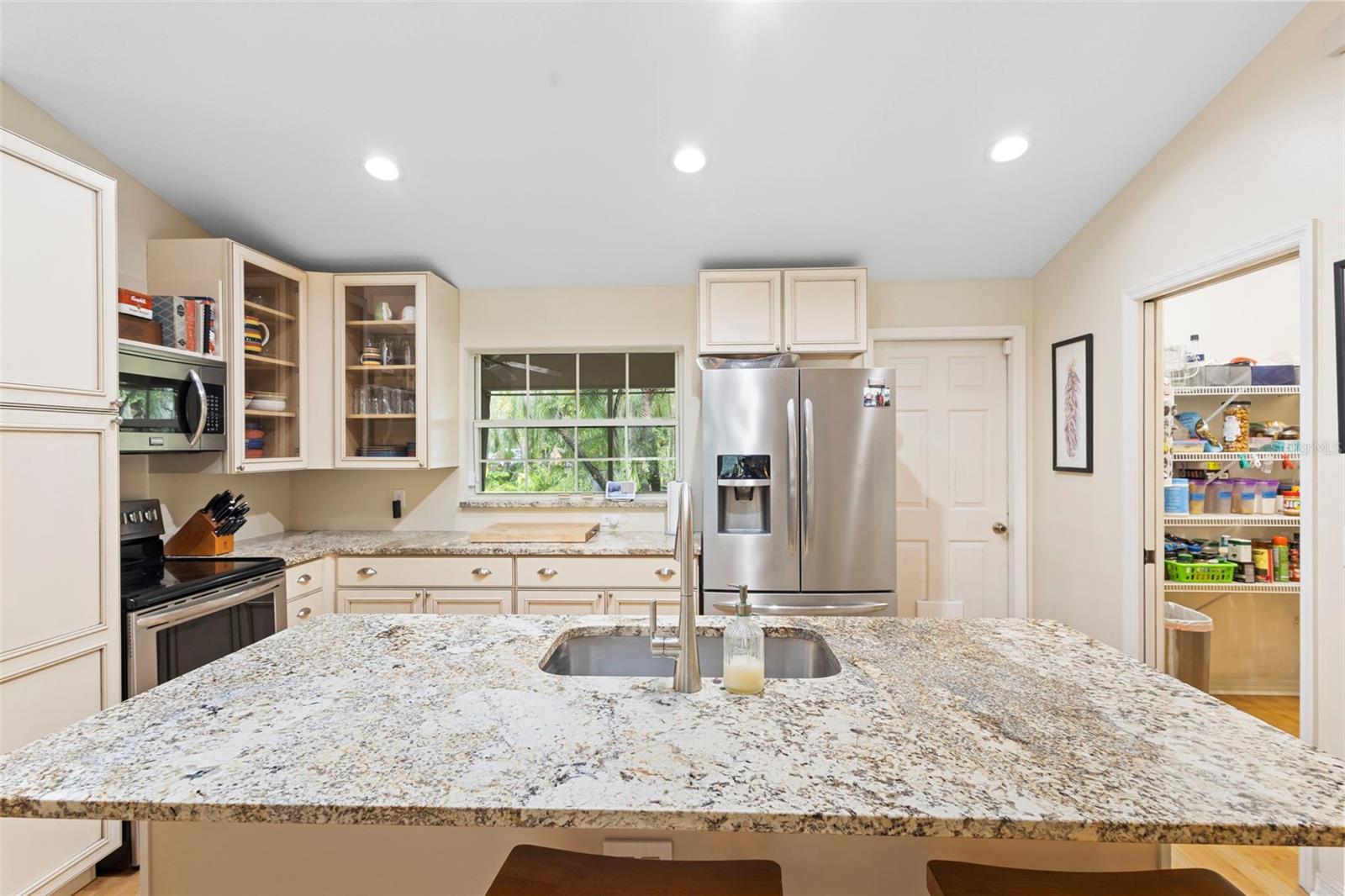 CASCADES UNIT 01 - Residential