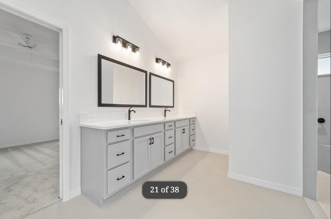 SAINT CAHTERINE - Residential Lease