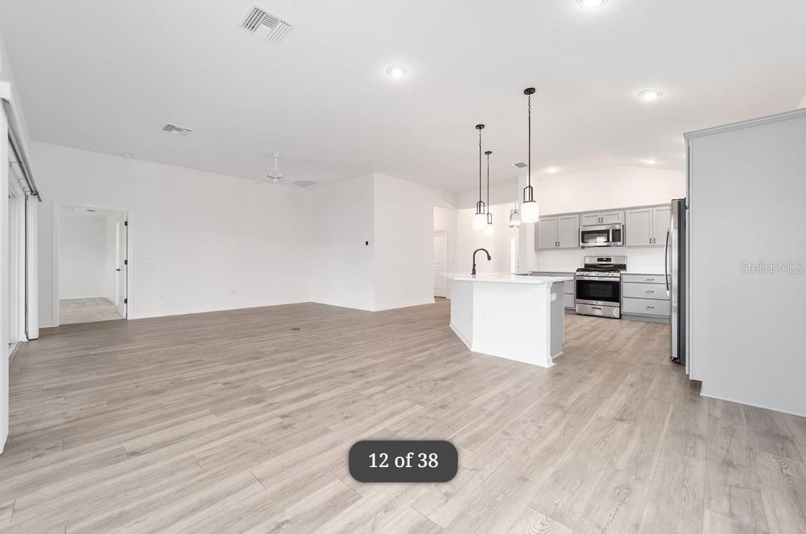 SAINT CAHTERINE - Residential Lease