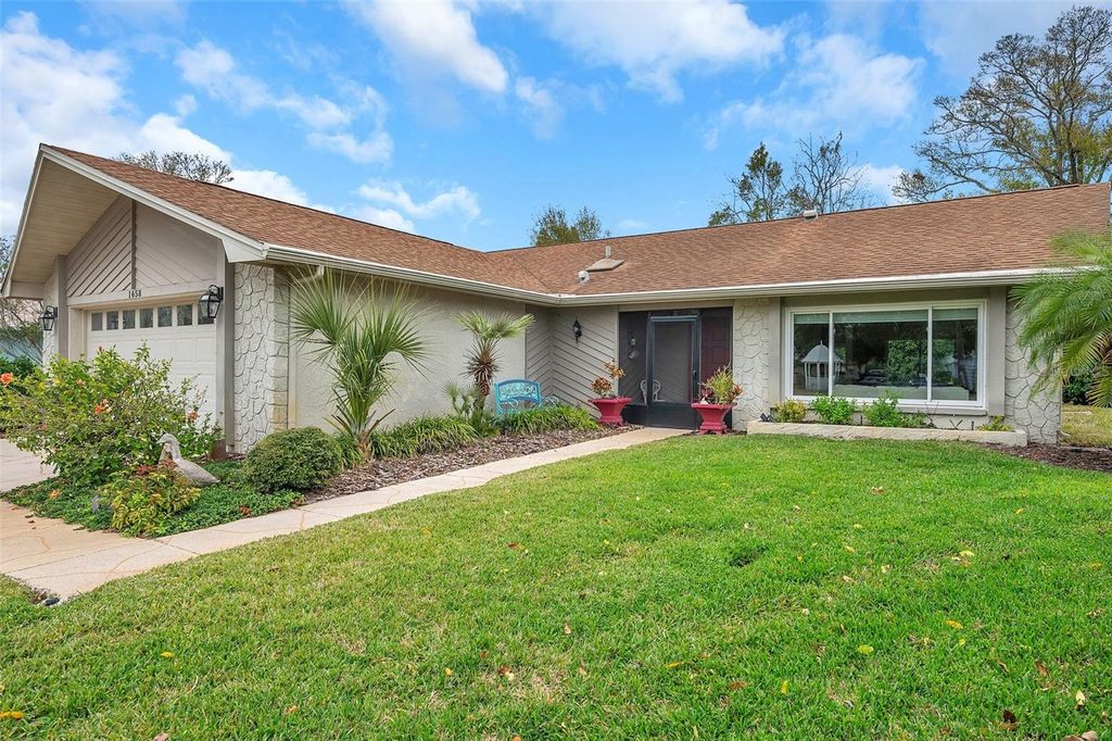 Photo of 1658 Macdonnell Court, Palm Harbor, FL 34684 (MLS # TB8502638)