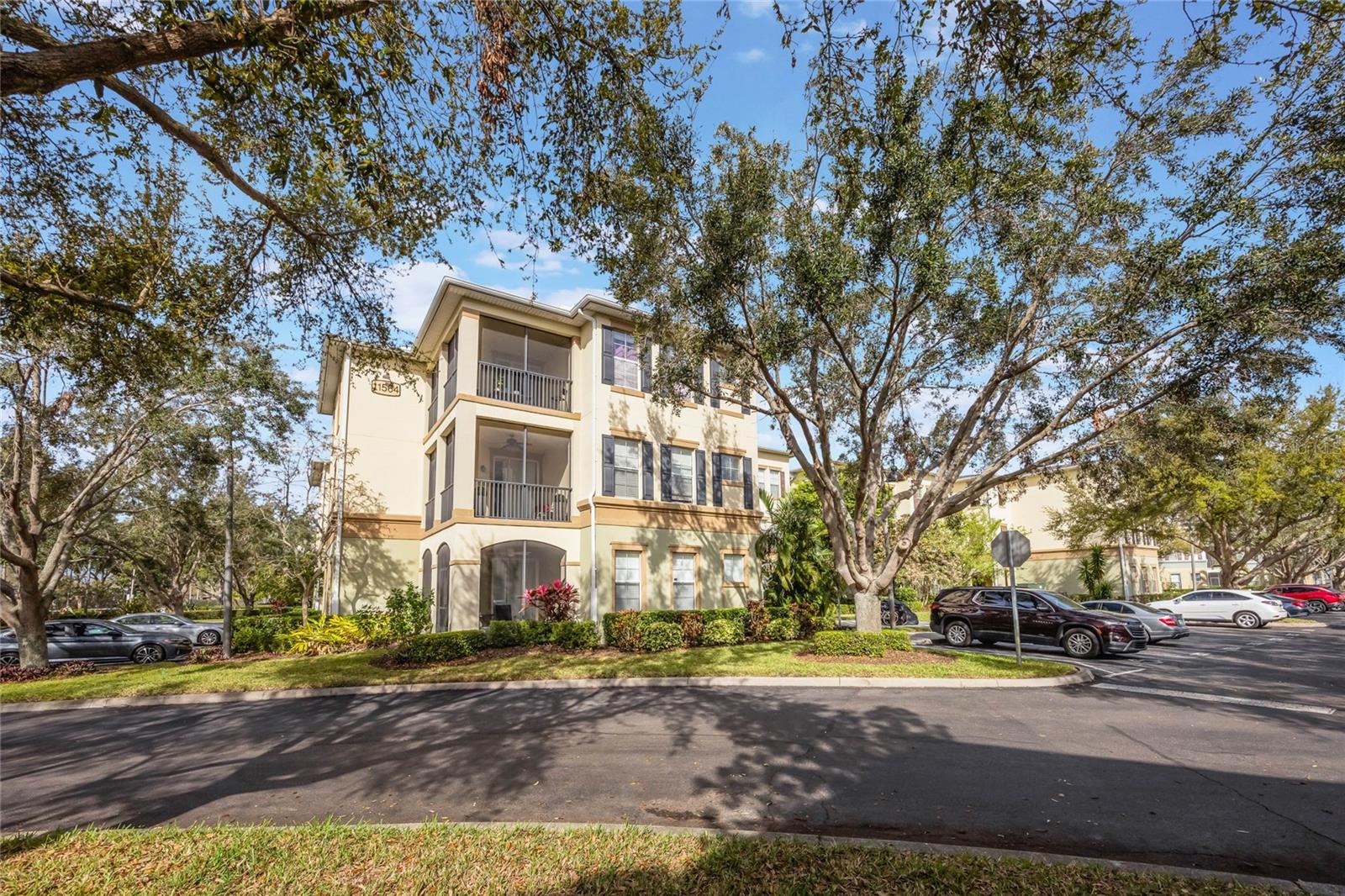 11564 MIZZON DRIVE 305
