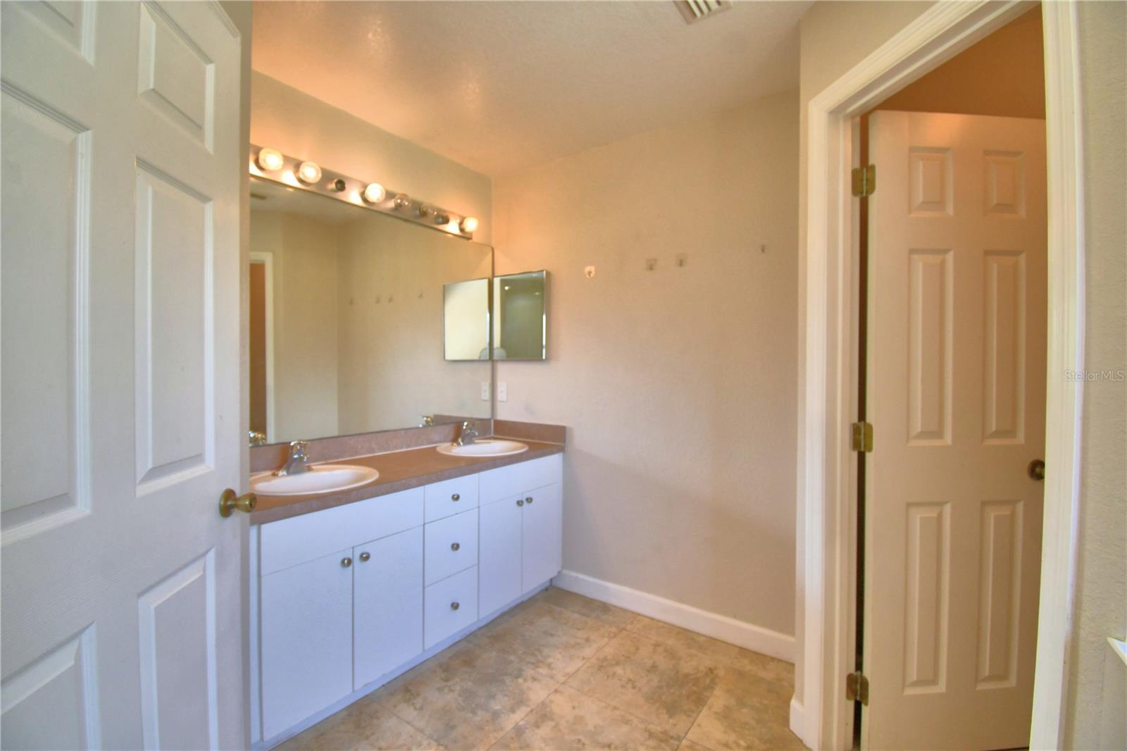 POINCIANA NBRHD 4 VIL 7 - Residential Lease