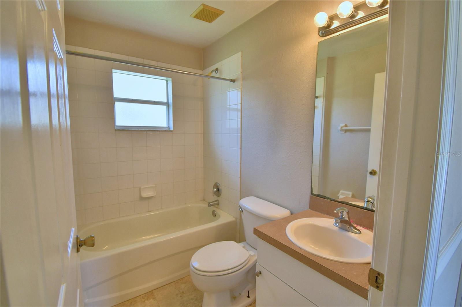 POINCIANA NBRHD 4 VIL 7 - Residential Lease