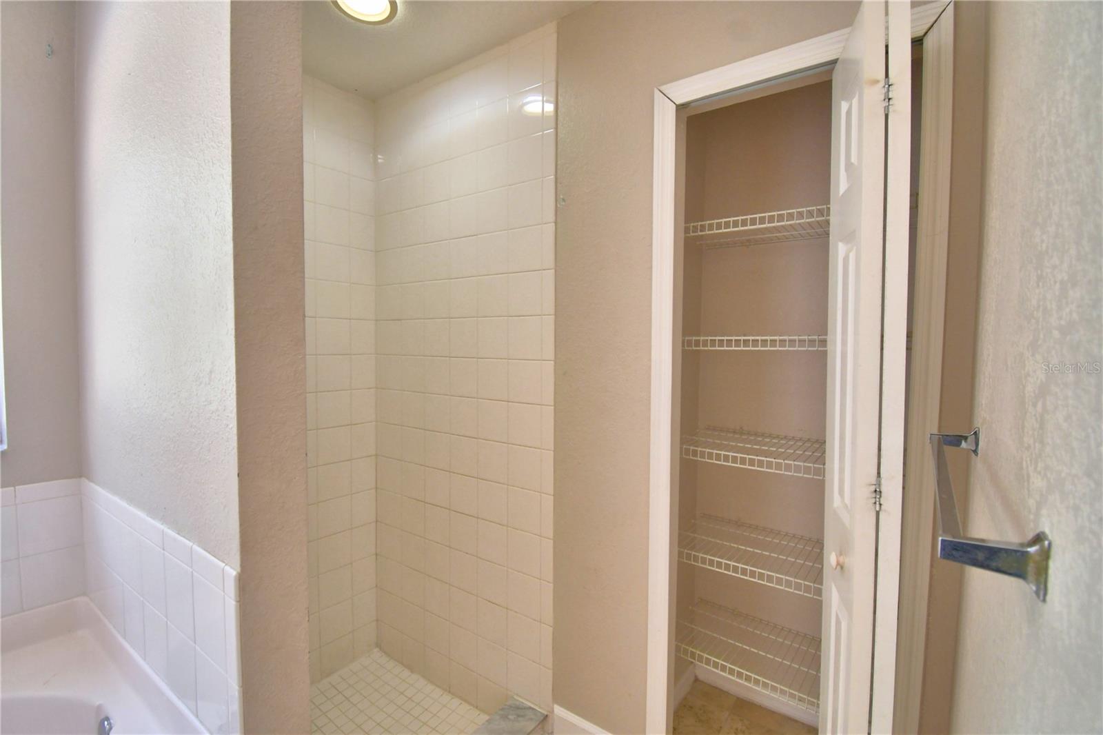 POINCIANA NBRHD 4 VIL 7 - Residential Lease