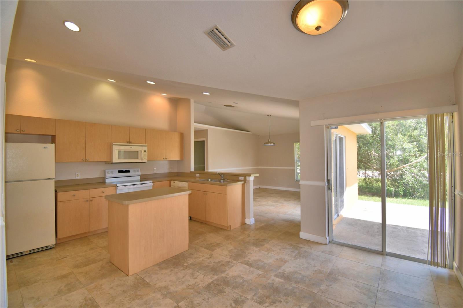 POINCIANA NBRHD 4 VIL 7 - Residential Lease