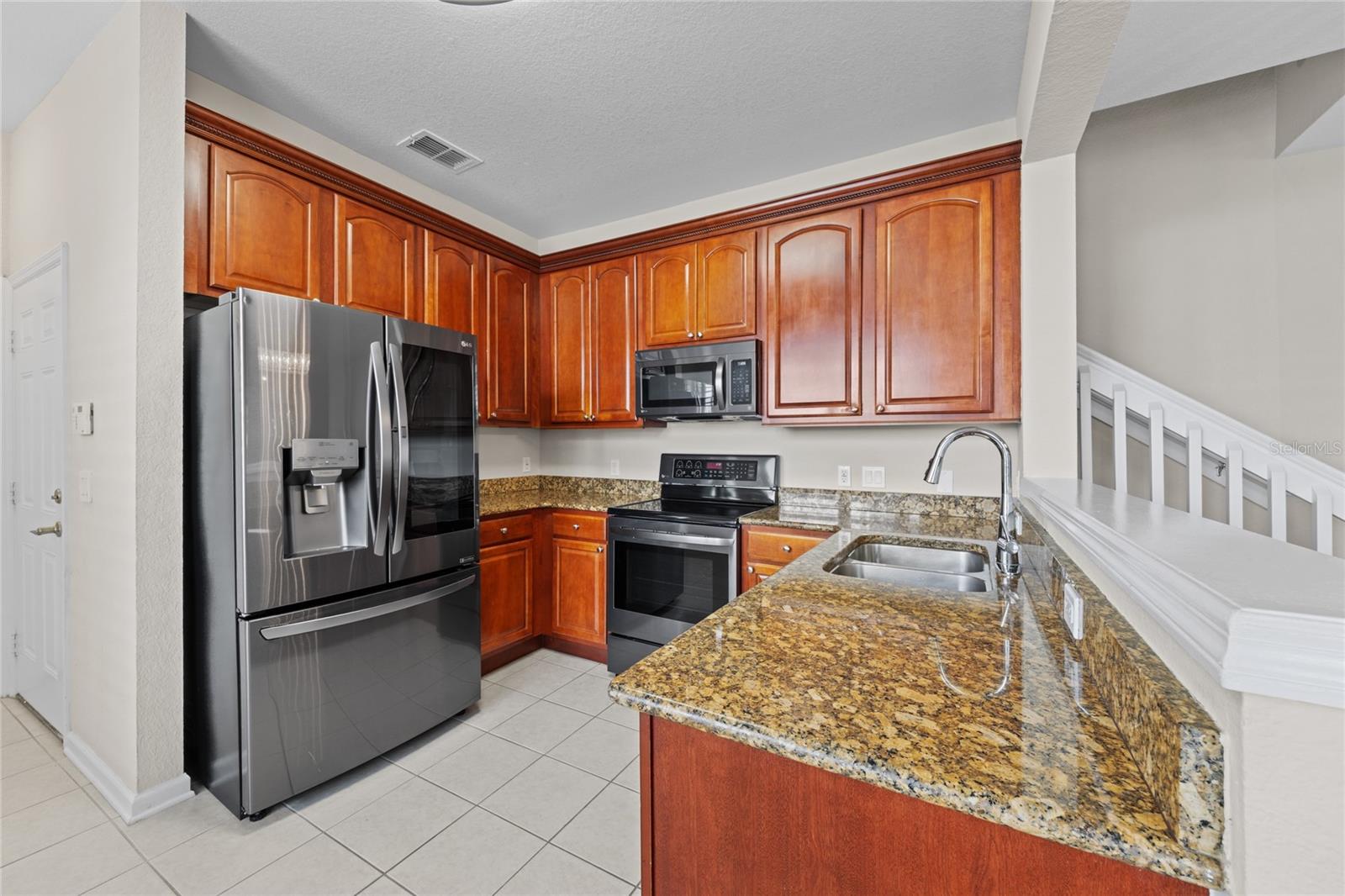 VISTAS/PHILLIPS COMMONS - Residential