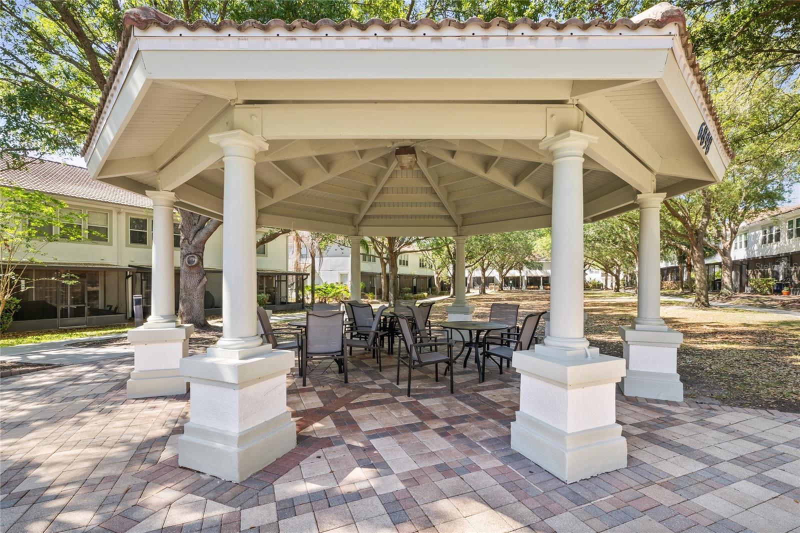 VISTAS/PHILLIPS COMMONS - Residential