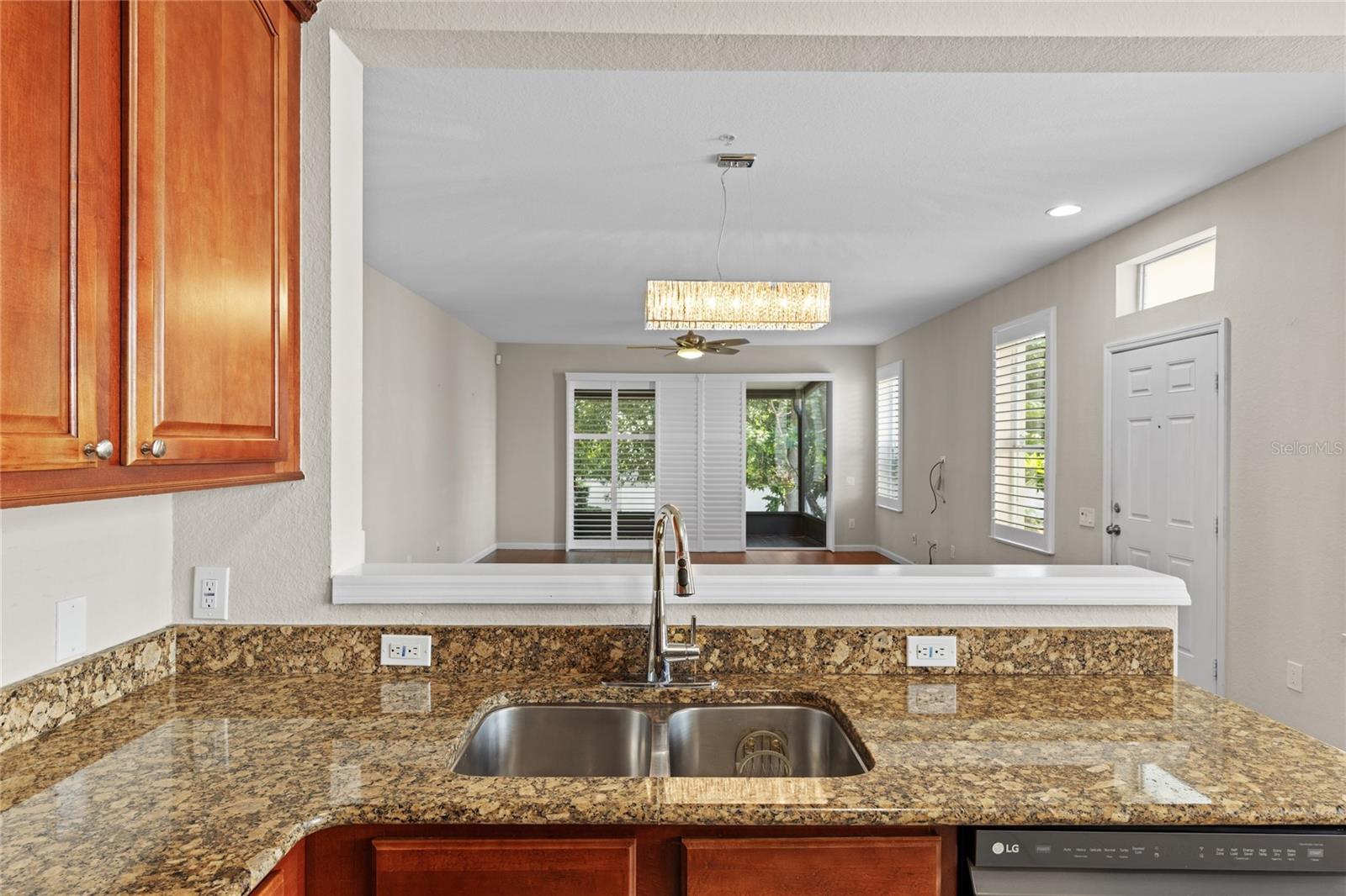 VISTAS/PHILLIPS COMMONS - Residential