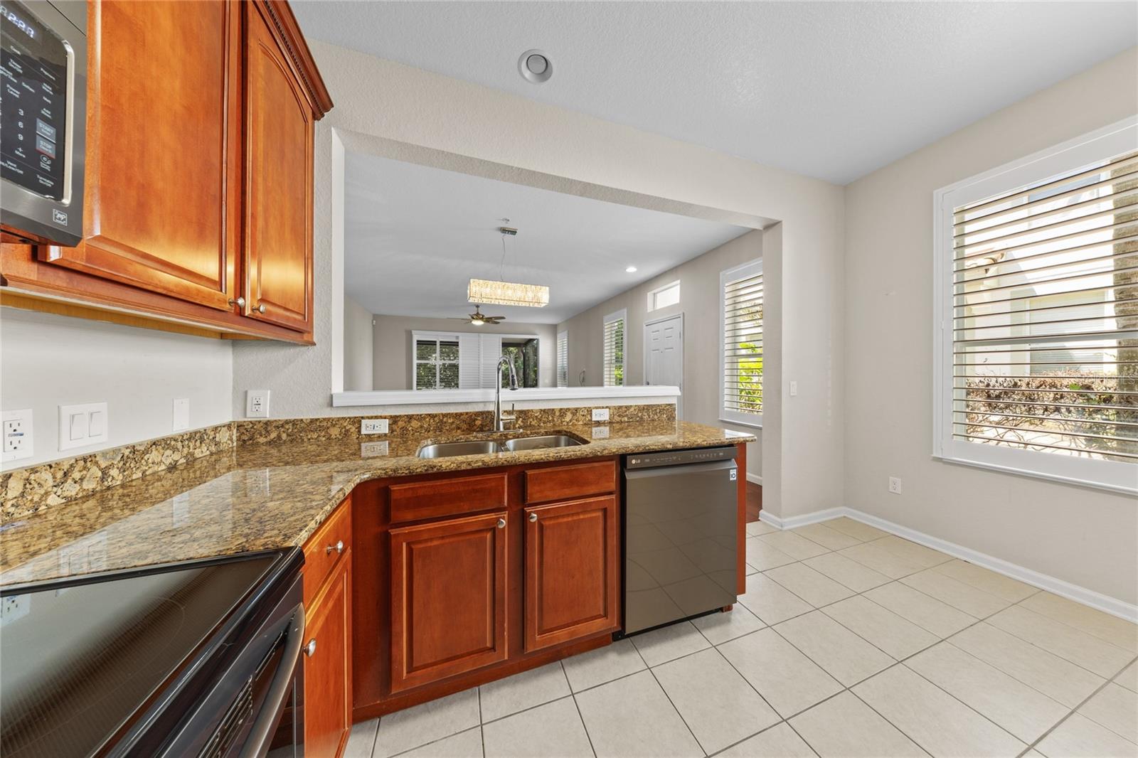 VISTAS/PHILLIPS COMMONS - Residential