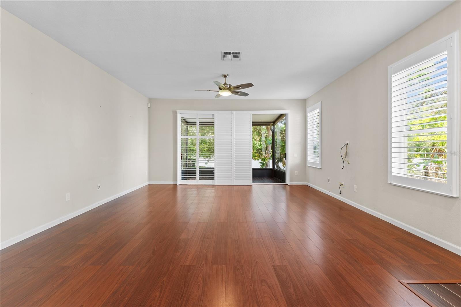 VISTAS/PHILLIPS COMMONS - Residential