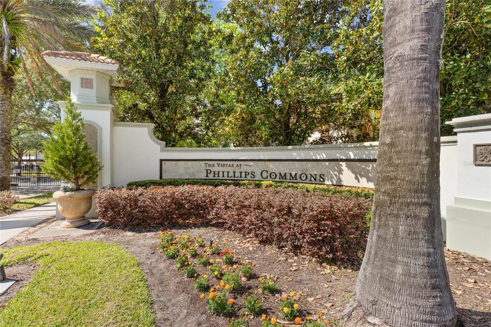 VISTAS/PHILLIPS COMMONS - Residential