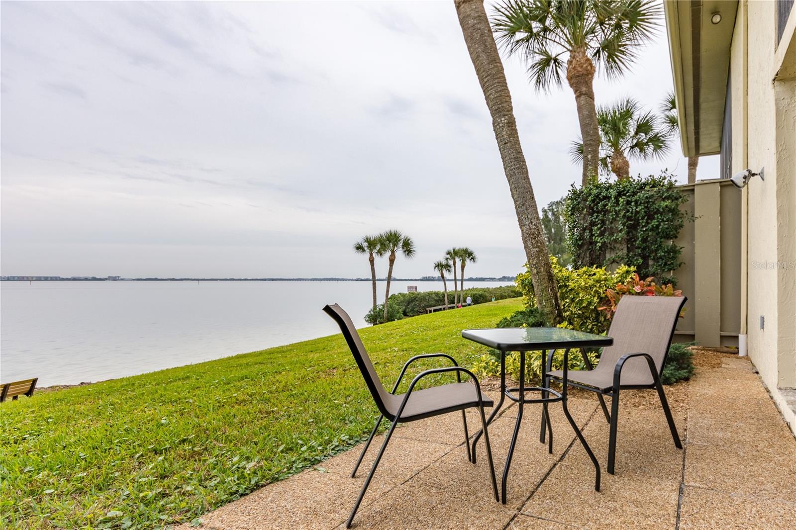 6400 FLOTILLA DRIVE 72