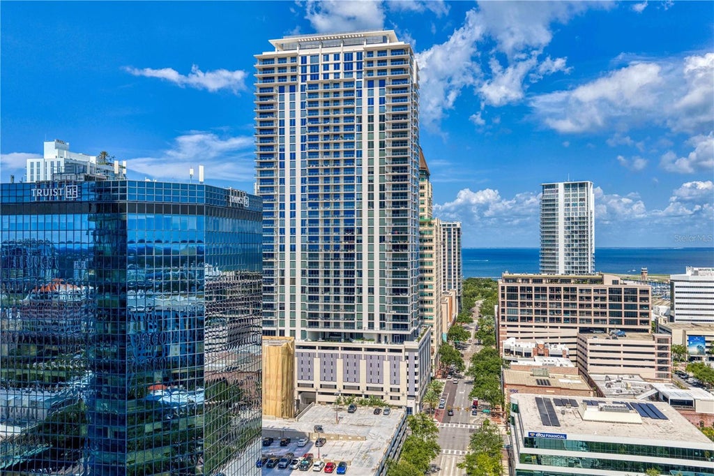 Photo of 275 1st Avenue S #3906, St Petersburg, FL 33701 (MLS # TB8532910)