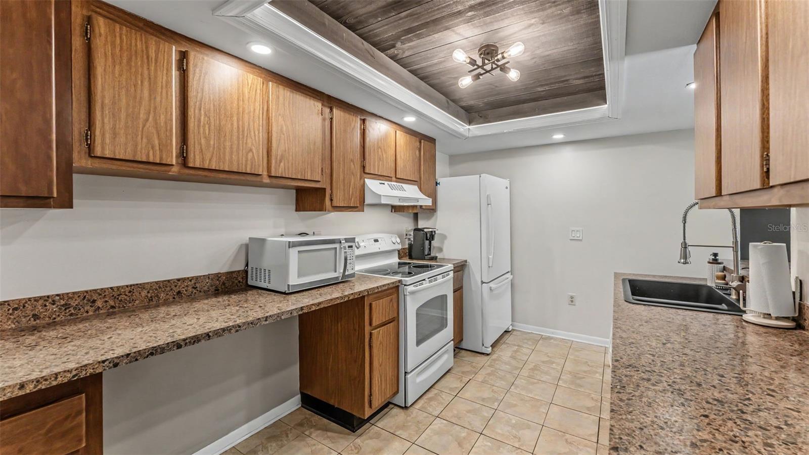 KIMBERLEA COND NO 2 COND BK 2 PGS 19/24 - Residential