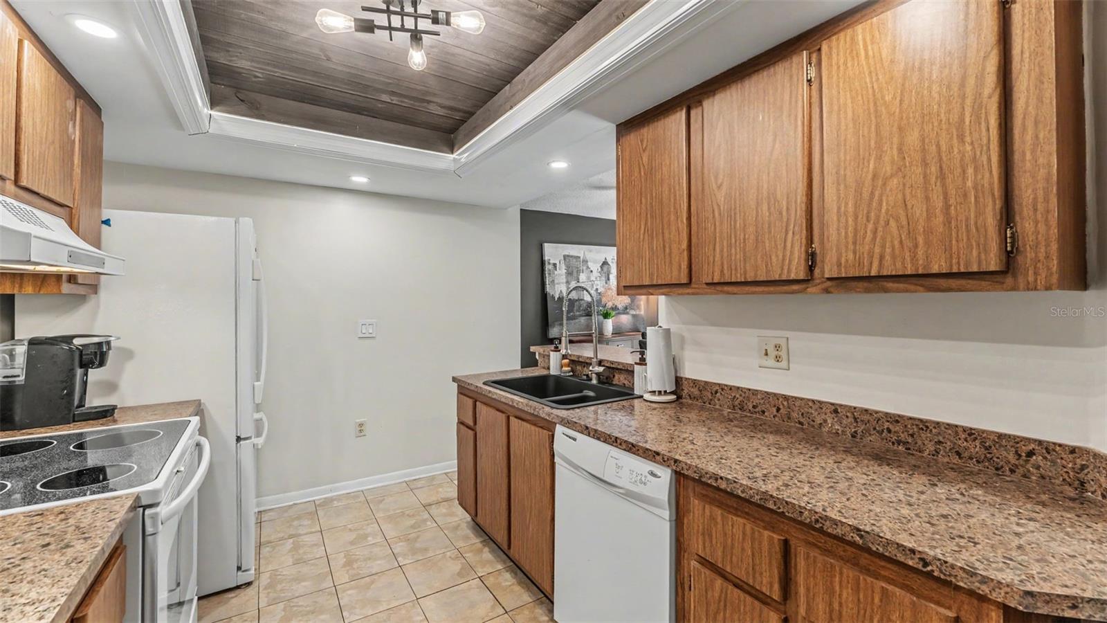 KIMBERLEA COND NO 2 COND BK 2 PGS 19/24 - Residential