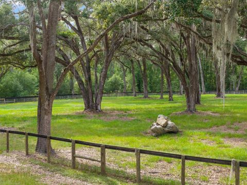 Tiny photo for 11140 NW 160th Avenue, Morriston, FL 32668 (MLS # OM726222)